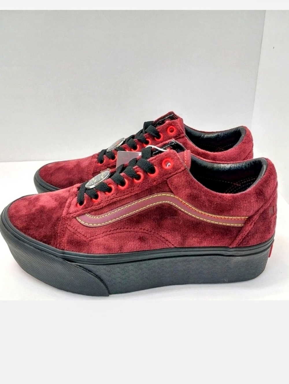 Vans Disney x Old Skool Stackform Poison‎ Apple, Limited Edition, NWT, Size 8